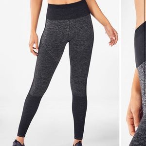 Fabletics High Waisted Seamless Rib leggings